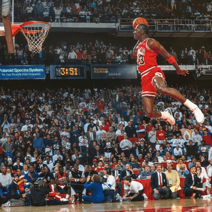 Unforgettable Michael Jordan Dunk Canvas Art: Capture the Magic