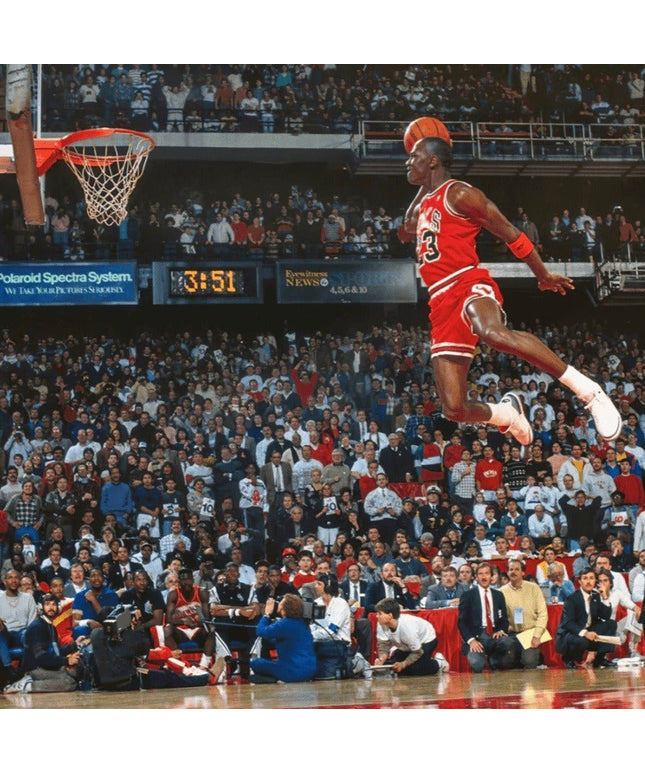 Unforgettable Michael Jordan Dunk Canvas Art: Capture the Magic