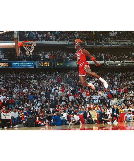 Unforgettable Michael Jordan Dunk Canvas Art: Capture the Magic